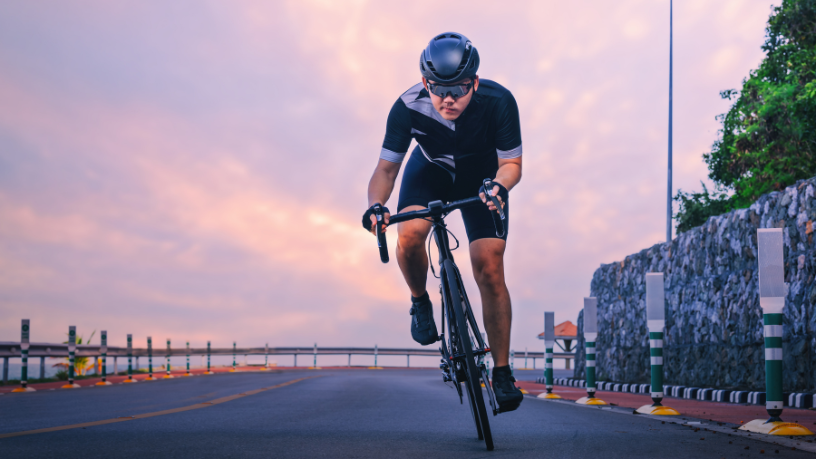 Na visão de Márcio Velho da Silva, o ciclismo de estrada é mais do que esporte: é equilíbrio entre desempenho físico e prazer mental.