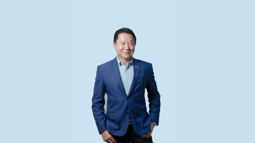 Milton Seigi Hayashi apresenta a otomodelação como alternativa menos invasiva para corrigir orelhas.